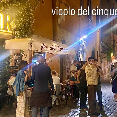 Trastevere Il Vicolo Del Cinque B&B